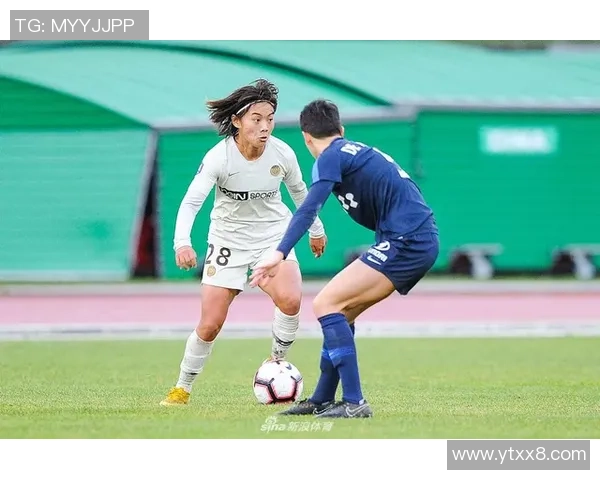 闲赋在家的足球明星如何利用闲暇时光提升个人技能与家庭生活